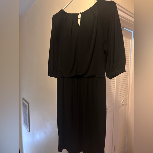 Max and Cleo Medium Black light summer dress - Picture 1 of 3